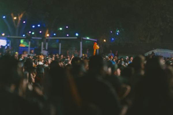 VAMPIRE WEEKEND 7522